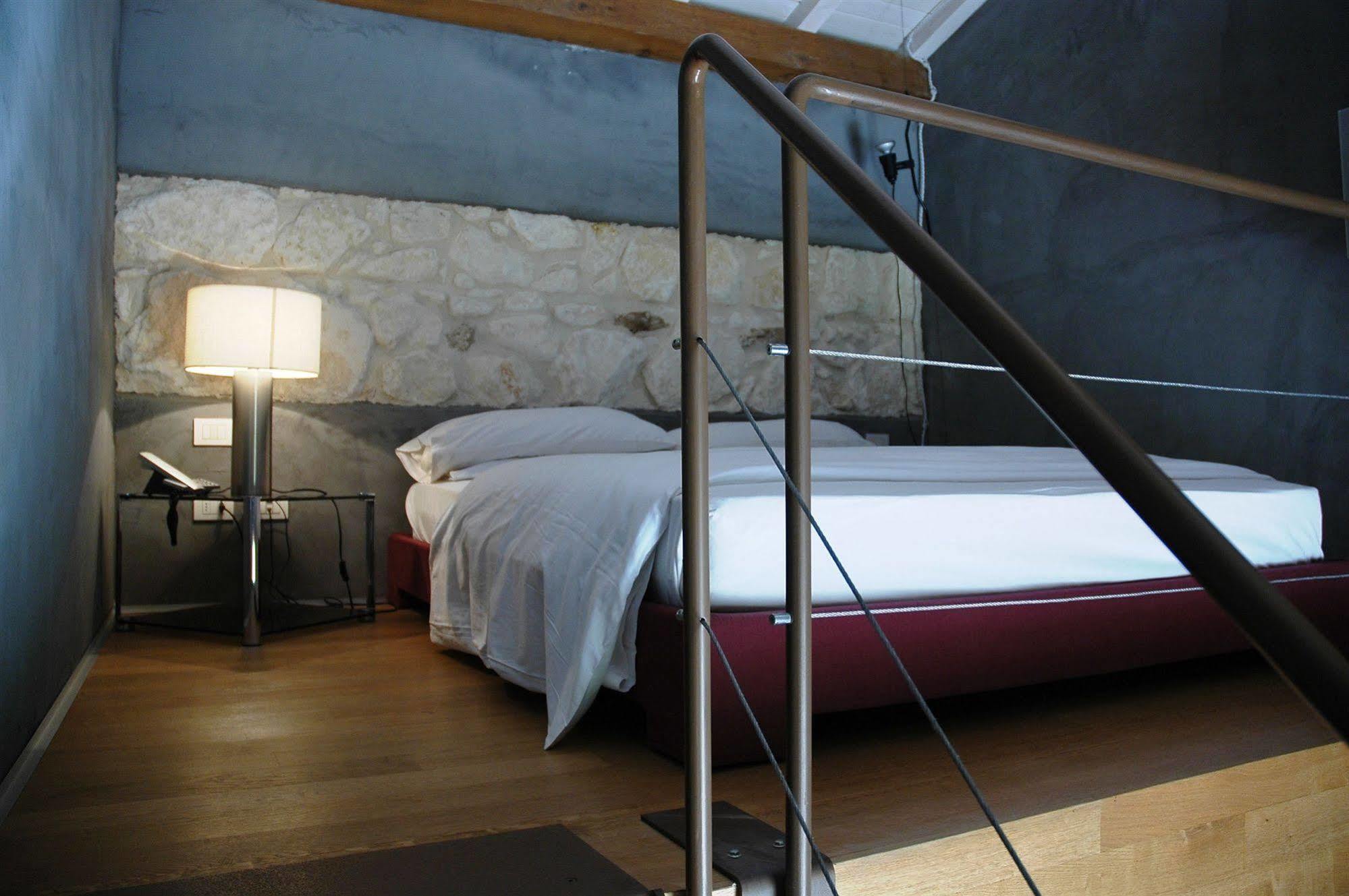 Caol Ishka Hotel Syracuse Esterno foto